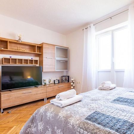 Bobo Central 2Br Apartment Zadar Exteriör bild