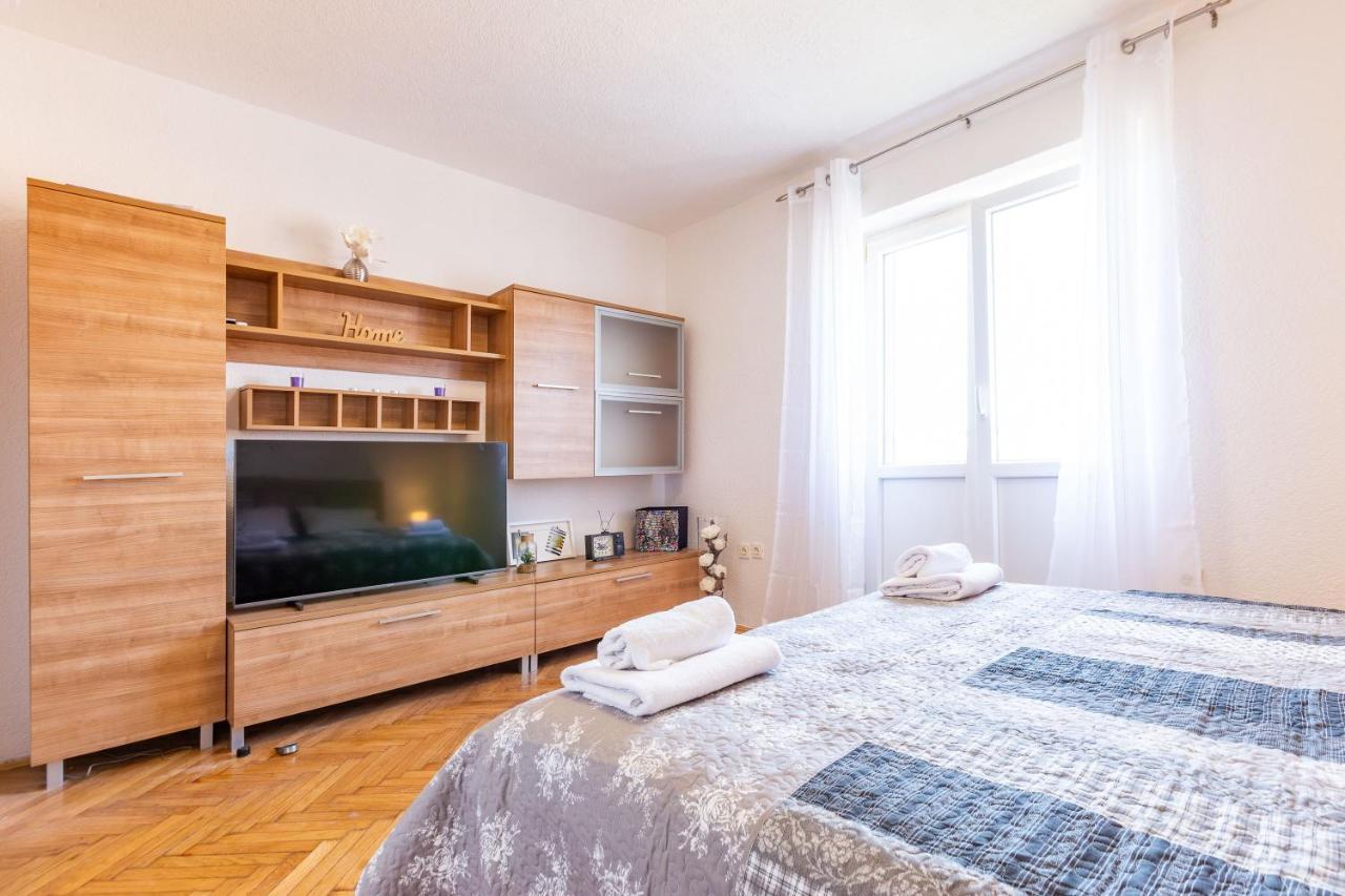 Bobo Central 2Br Apartment Zadar Exteriör bild