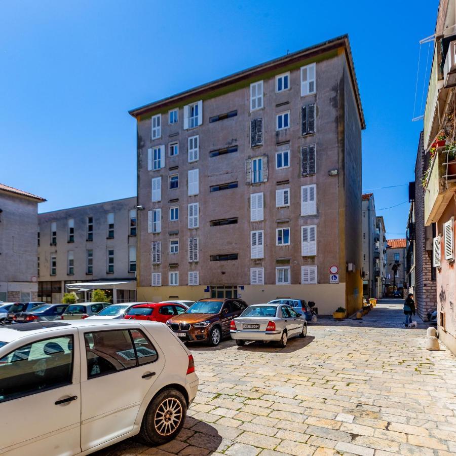 Bobo Central 2Br Apartment Zadar Exteriör bild